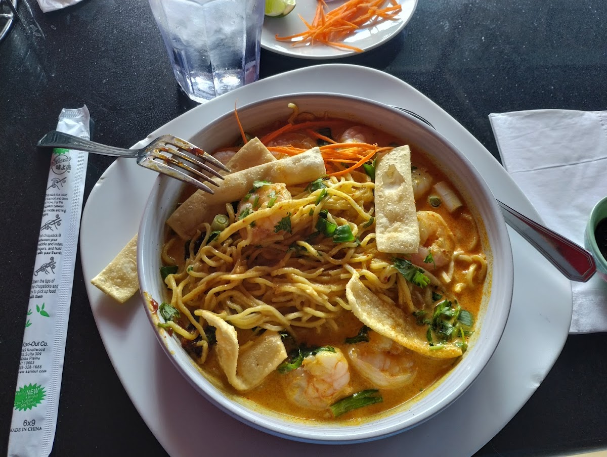 Anong's Thai Cuisine - Photo 2