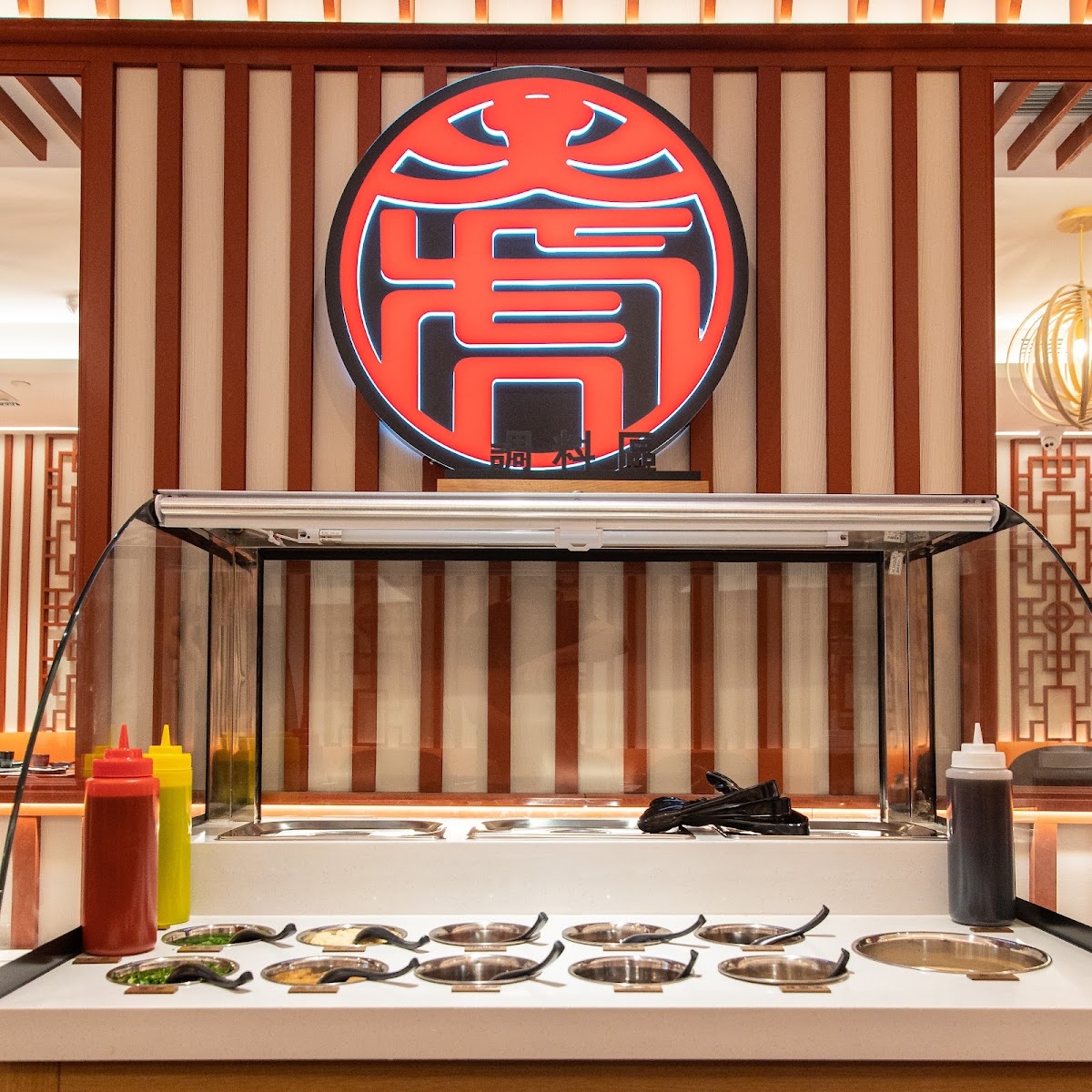 DAHU Hotpot - Downtown Toronto 大虎重慶火鍋 旗艦店 加拿大 - Photo 1