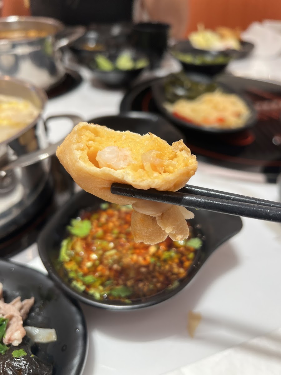 DAHU Hotpot - Downtown Toronto 大虎重慶火鍋 旗艦店 加拿大 - Photo 2