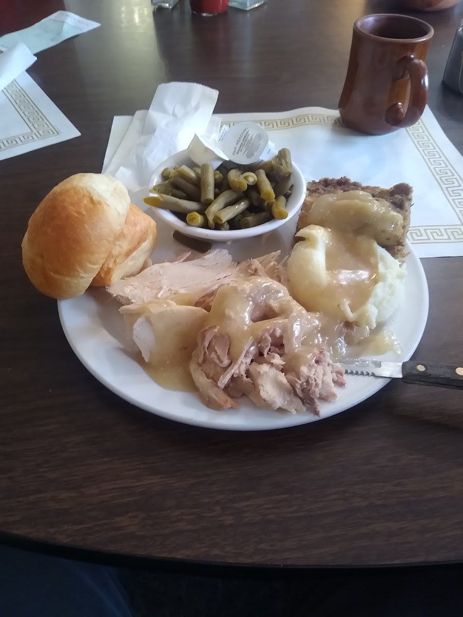 Lavern's Restaurant - Photo 3