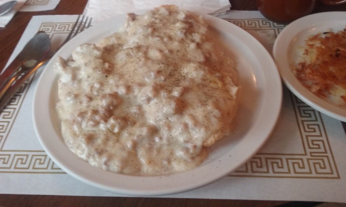Lavern's Restaurant - Photo 6