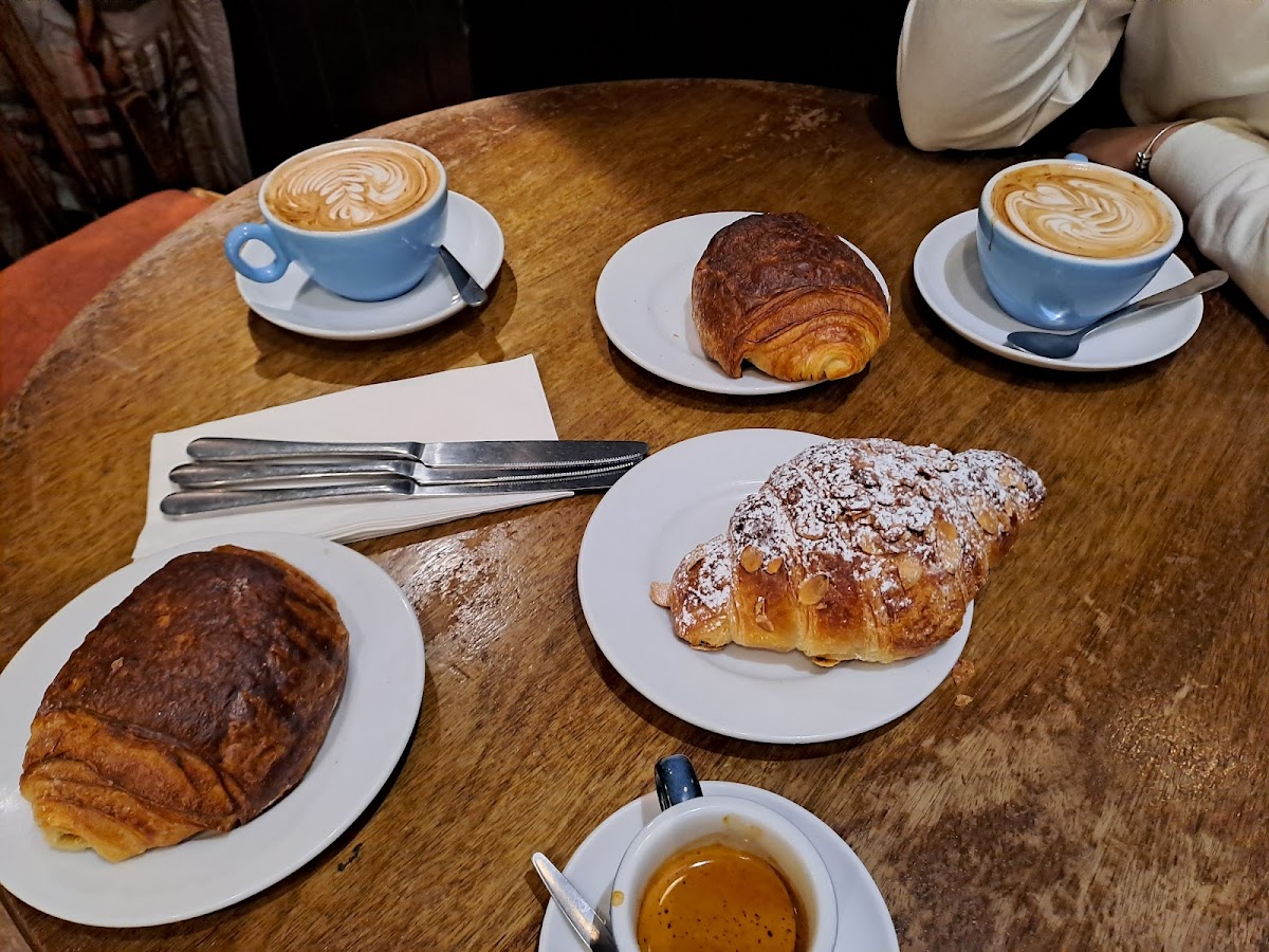 Kilimanjaro Coffee - Photo 5