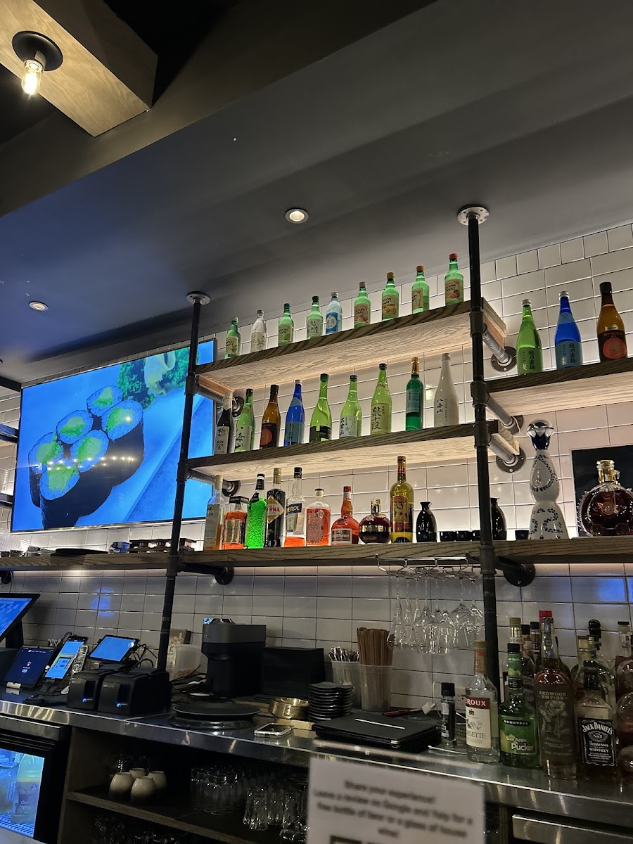 K SUSHI & BAR - Photo 5