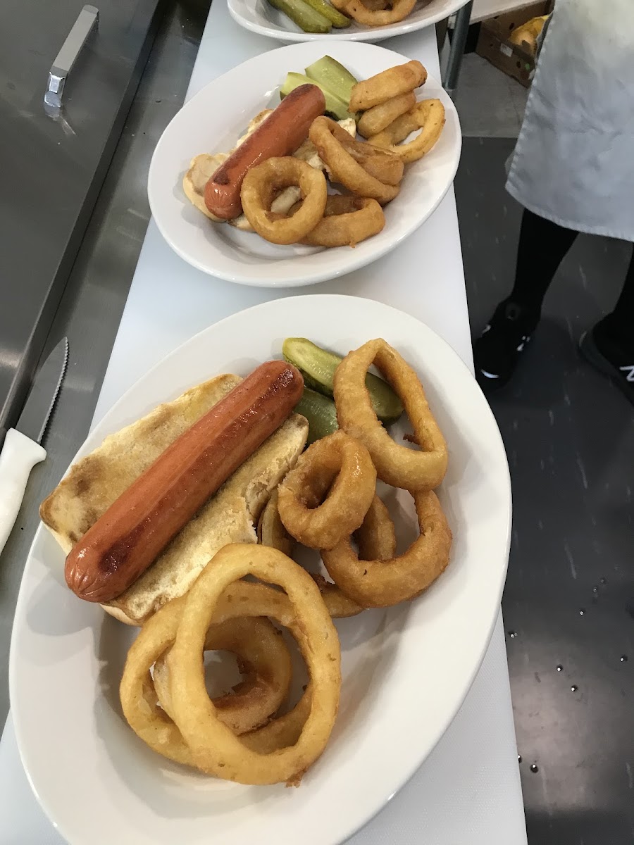 Dominic’s Diner - Photo 5