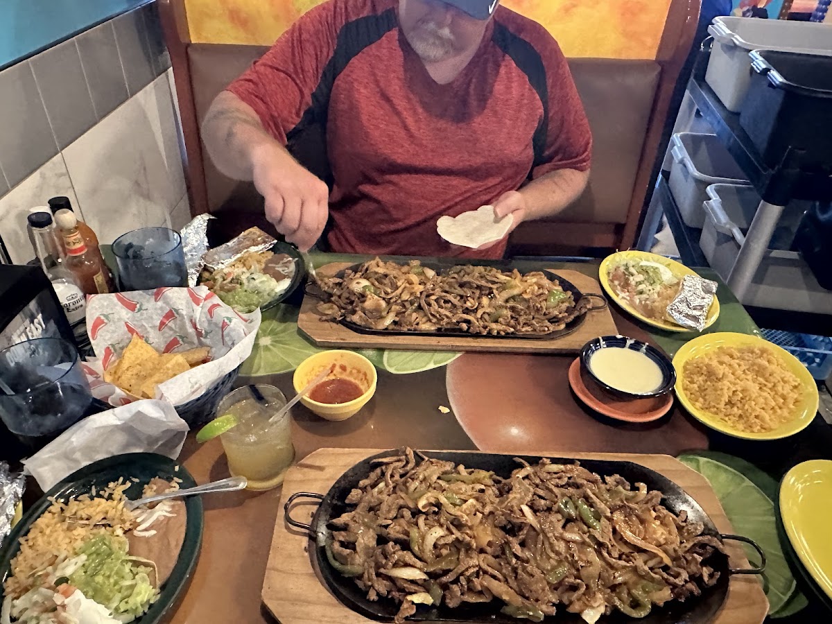Pueblo Lindo - Photo 6