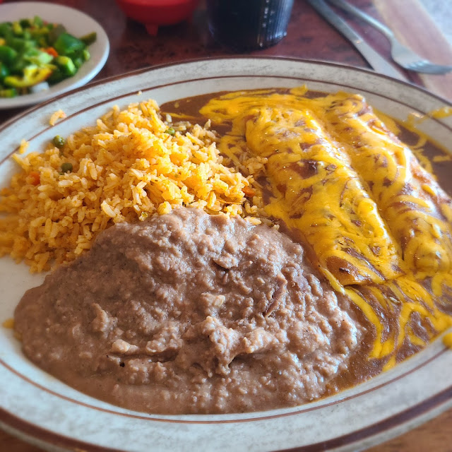 Tres Carnales Enchiladas