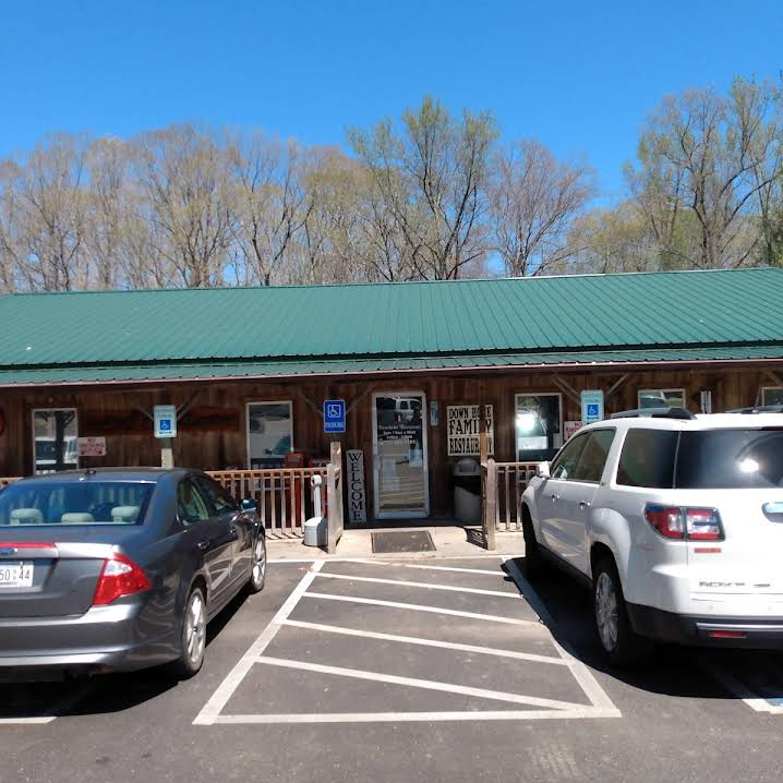 Downhome Family Restaurant - Photo 2