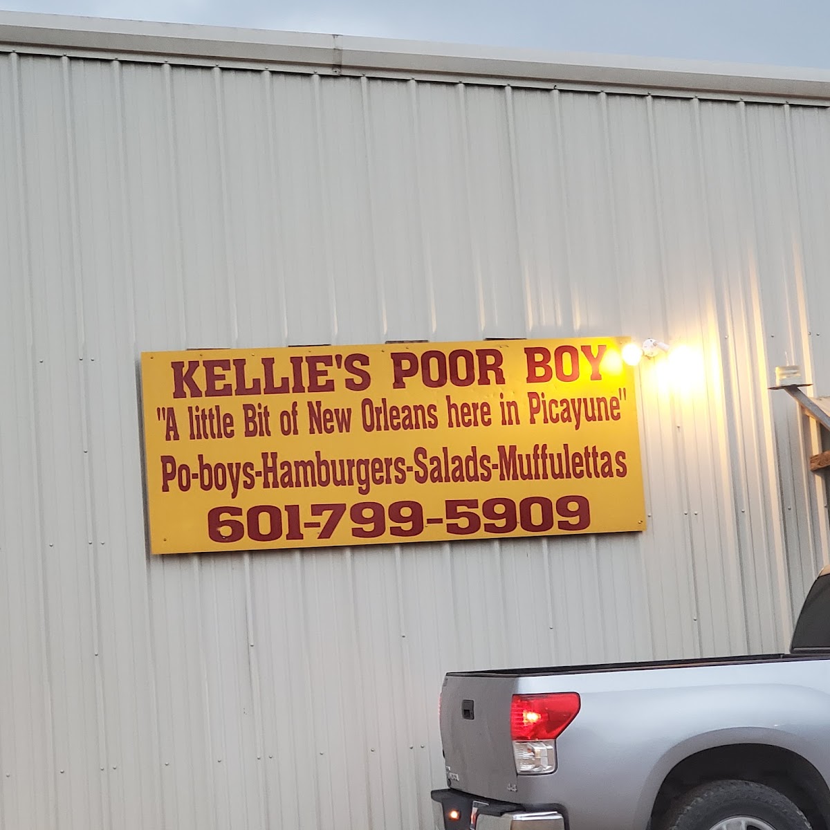 Kellie's Poor Boy - Photo 3