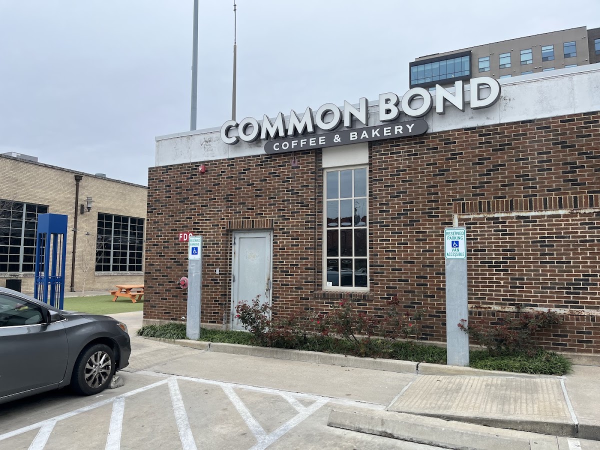 Common Bond Bistro & Bakery - Heights - Photo 4