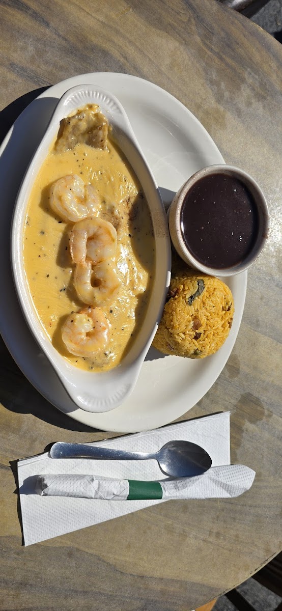 El Bohio Cuban Restaurant - Photo 1