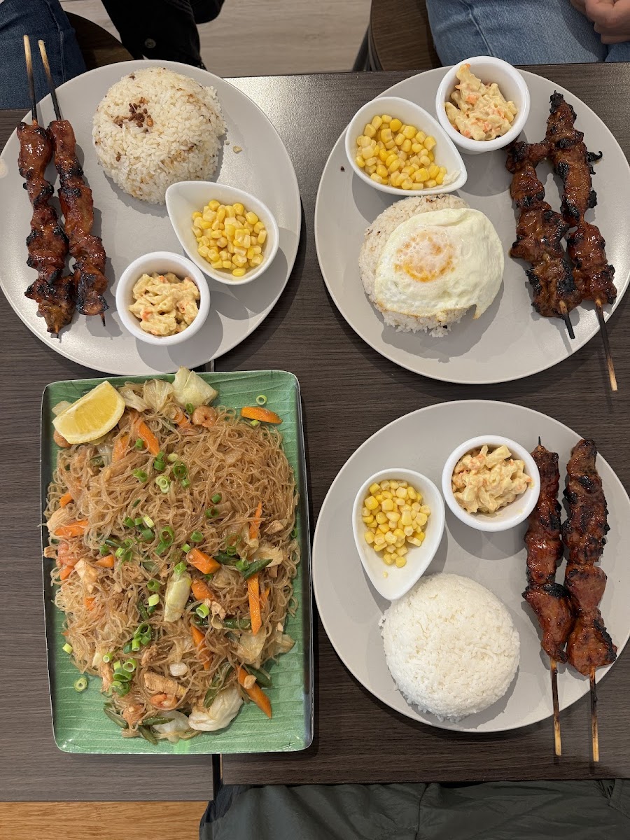 Angel's Filipino Barbeque - Photo 3