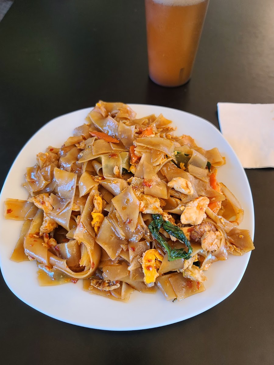 Pho-N-Thai - Photo 4