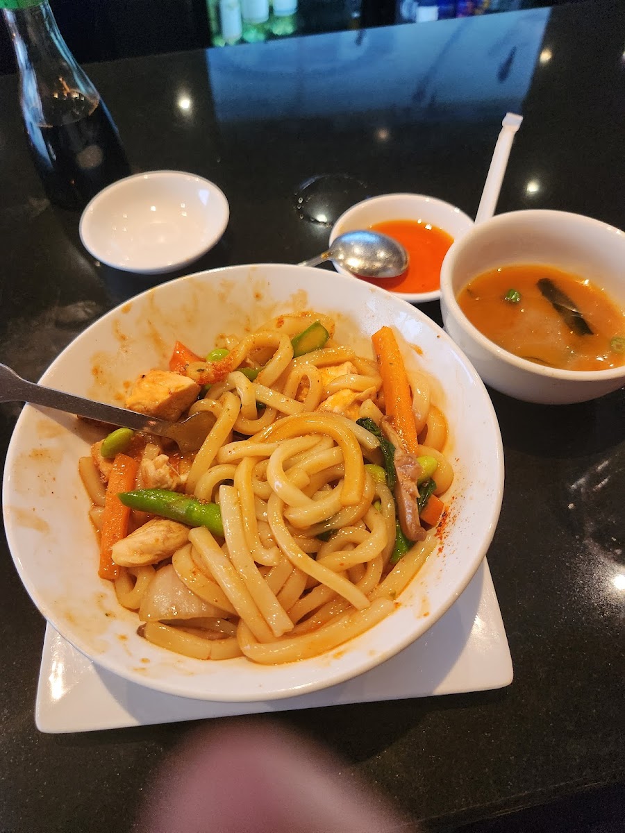 Kumori Sushi & Teppanyaki - Photo 2