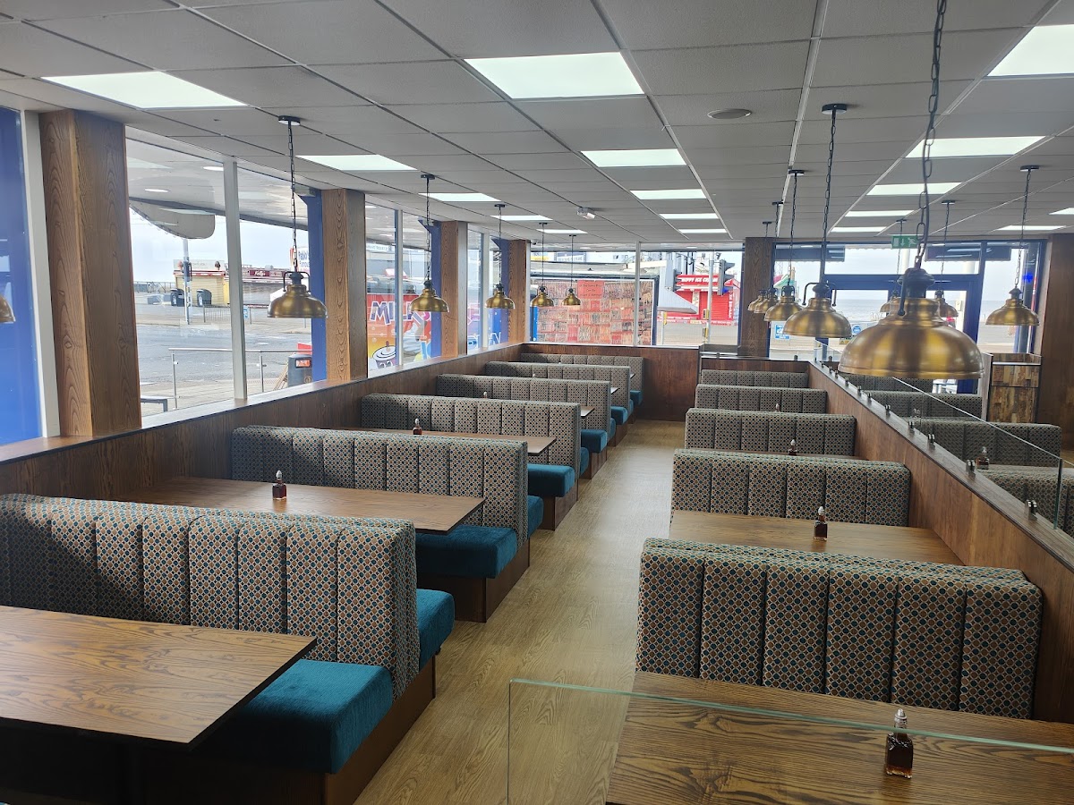 Pablo's Fish and Chips - South Shore - Blackpool - Photo 3