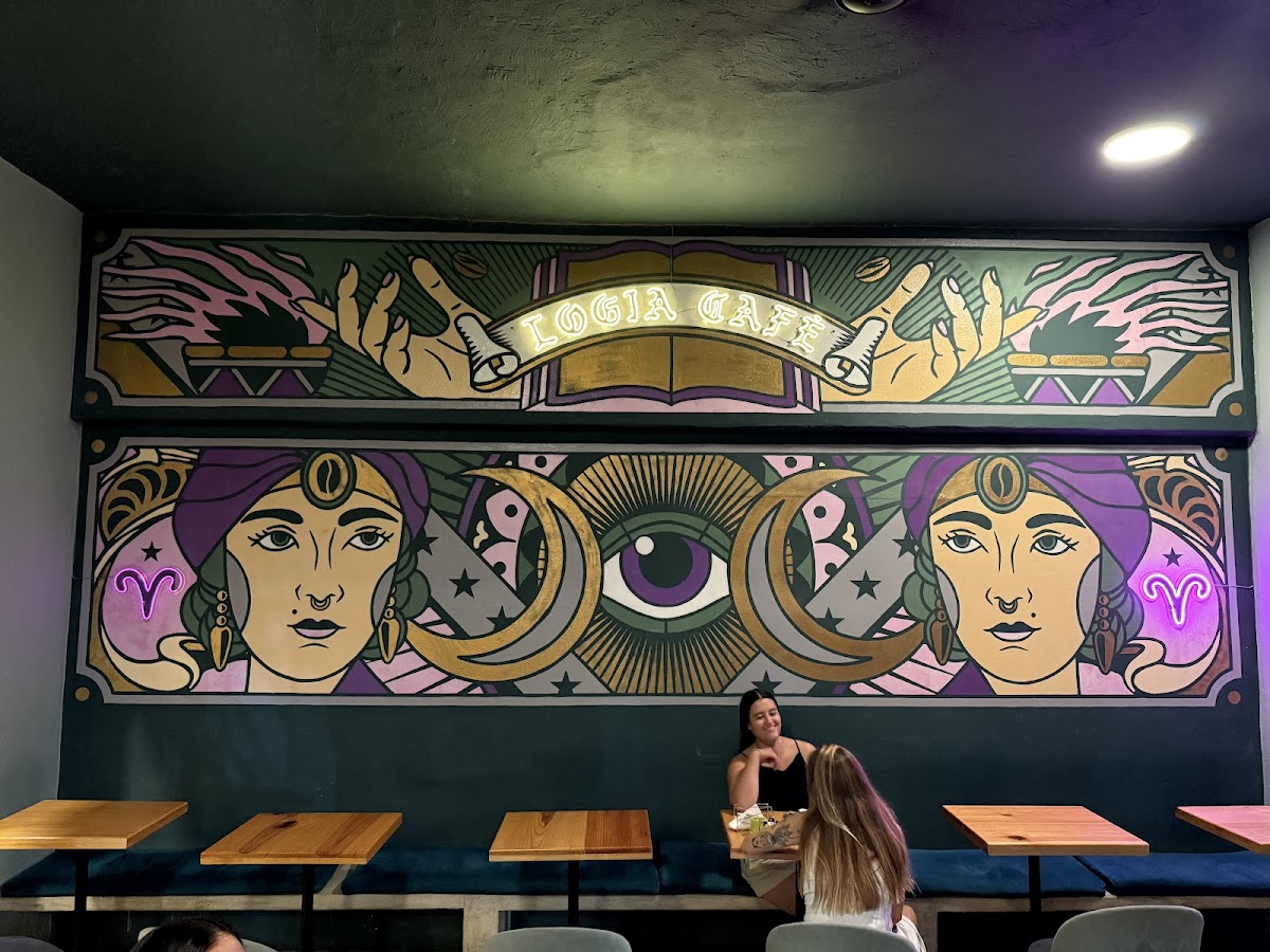 Logia Cafe - Photo 3
