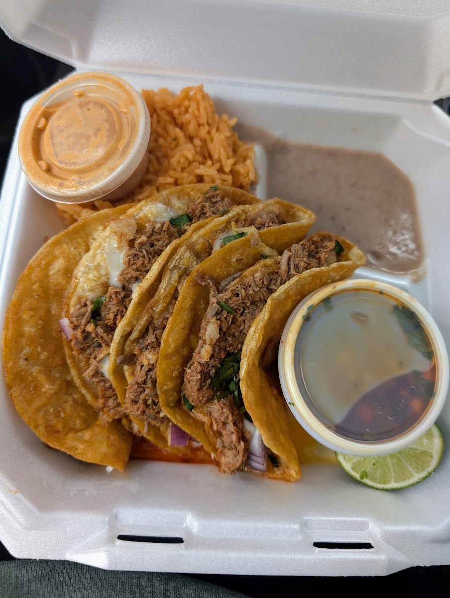 Maggie's Mexican Food - Photo 1