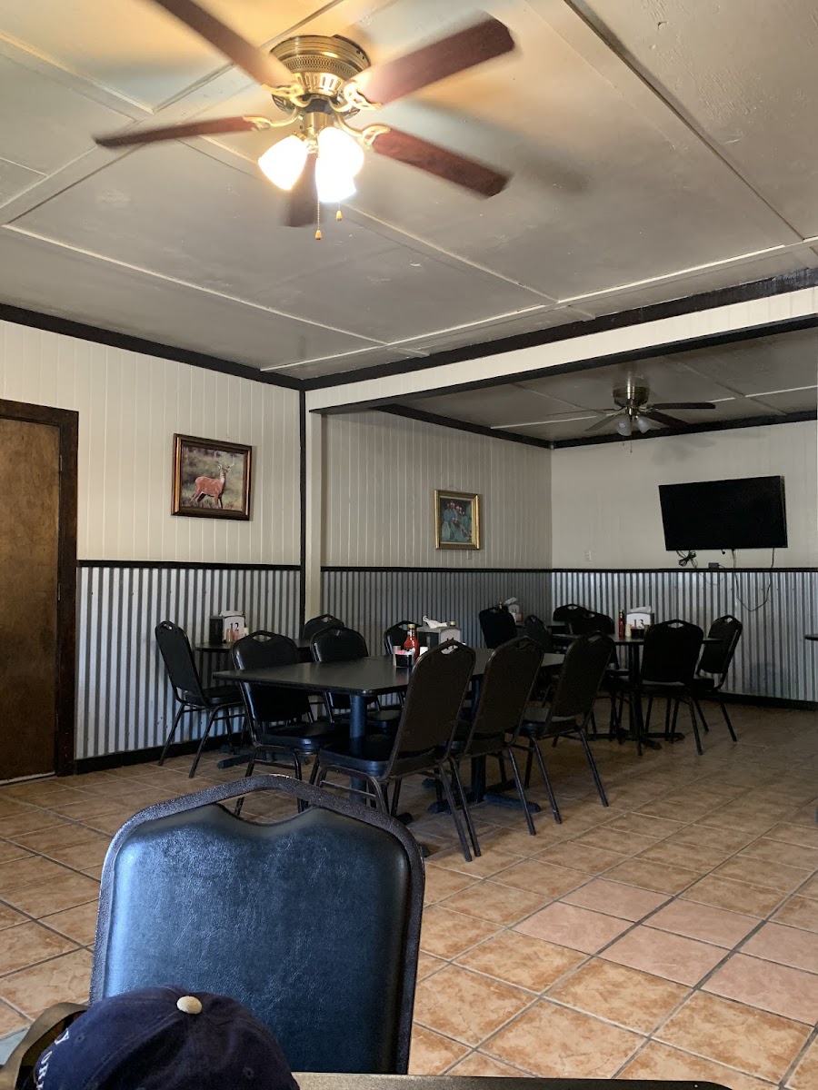 Max's Cafe