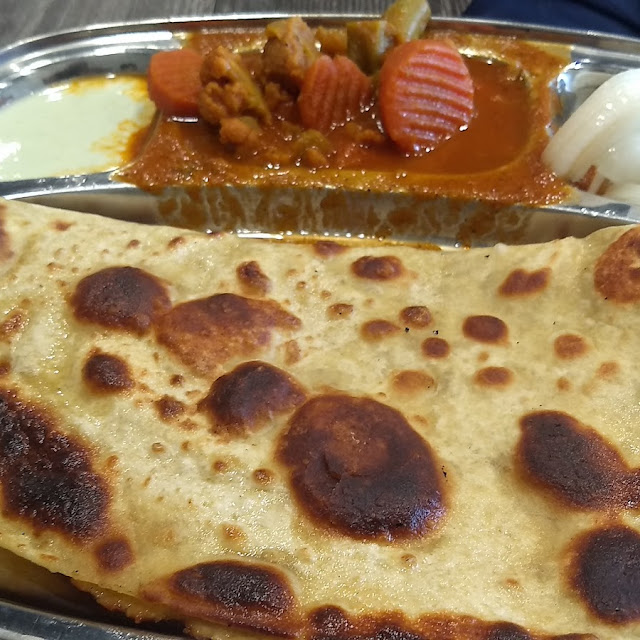 Chapathi with Vegetables Curry