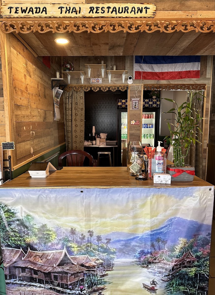 Tewada Thai Restaurant - Photo 6