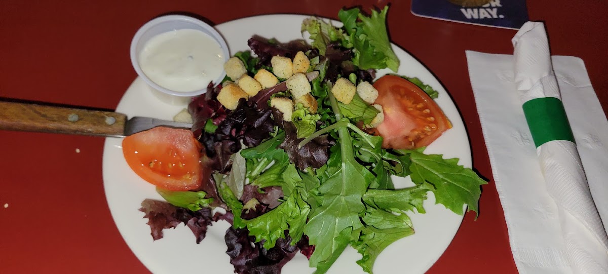 Michael's Bar & Grille - Photo 7