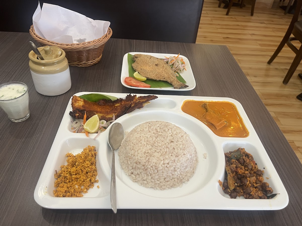 Canara Restaurant - Photo 2