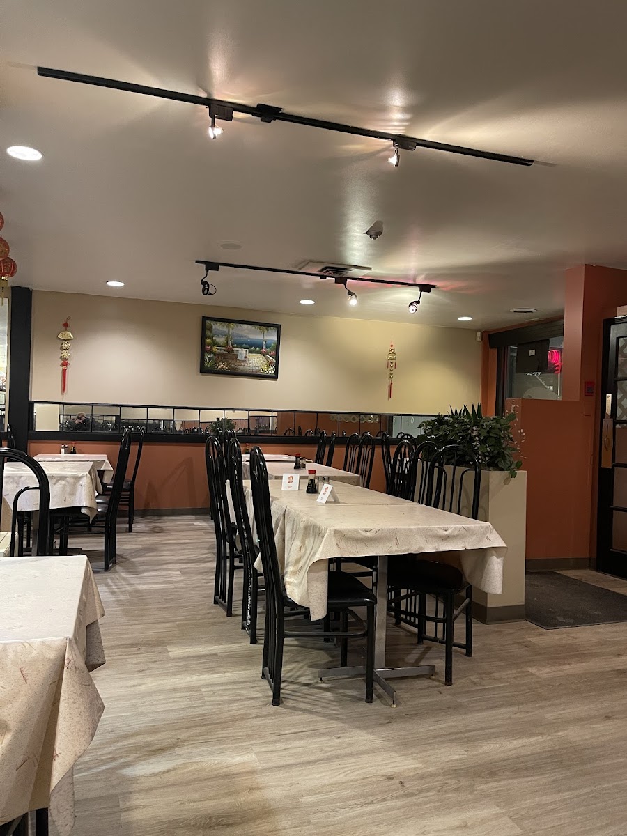 Spicy Noodle House Ltd - Photo 5
