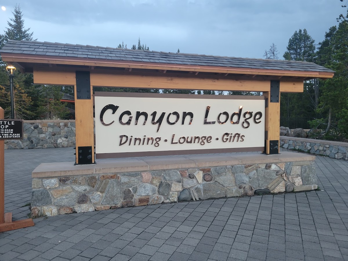 Canyon Fountain and Grill - Photo 4