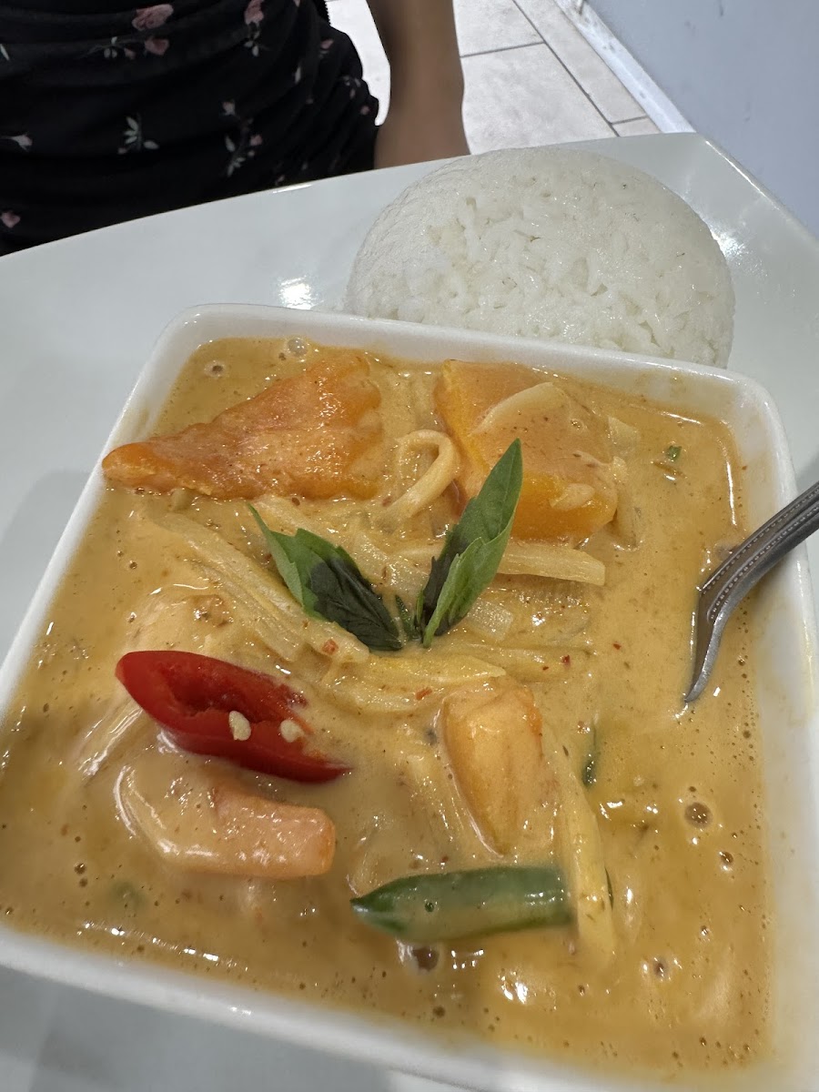 Pmo Thai Food - Photo 3