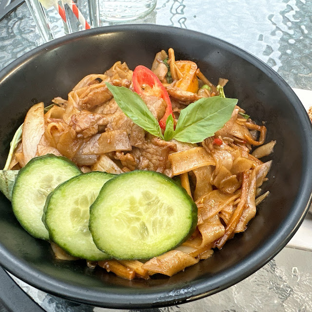 Drunken Noodles with Beef