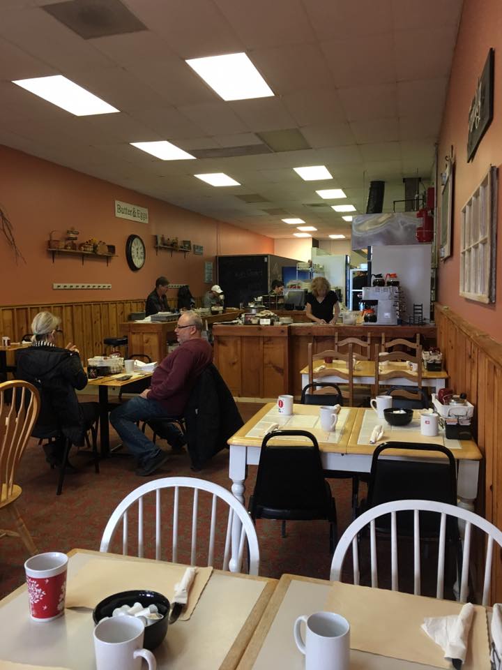 J&T's Family Cafe - Photo 8