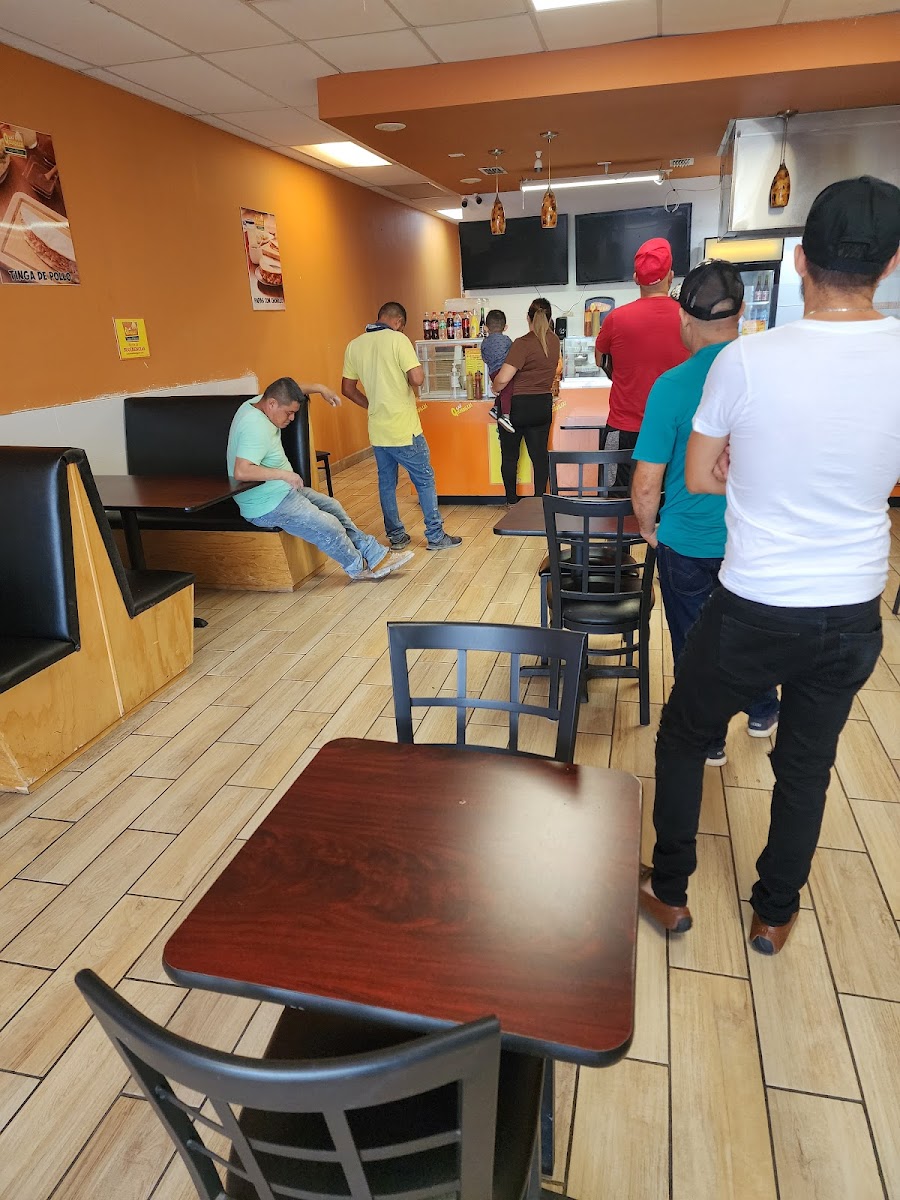 Las Quesadillas Mission / Shary Rd - Photo 3