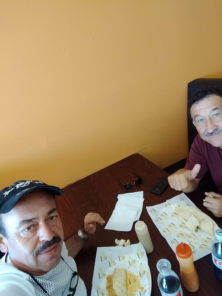 Las Quesadillas Mission / Shary Rd - Photo 4