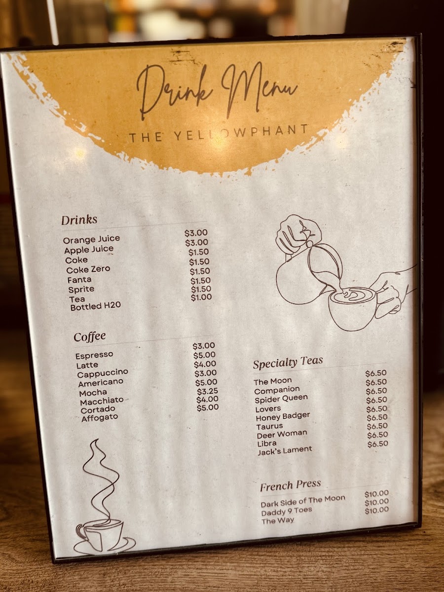 The Yellowphant Cafe - Photo 2