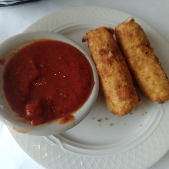Mozzarella Sticks