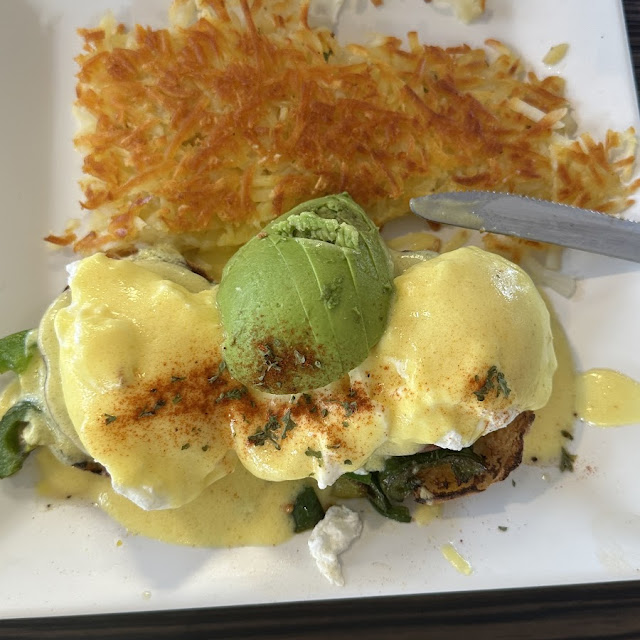 Eggs Benedict
