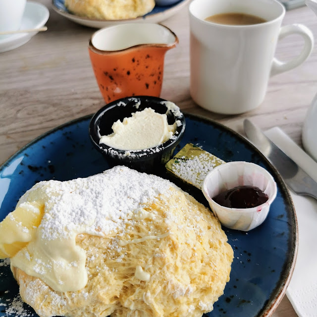 Pear and White Chocolate Scone