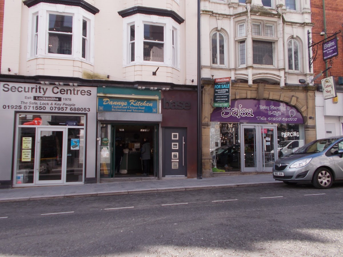 Danny's Kitchen - Photo 2