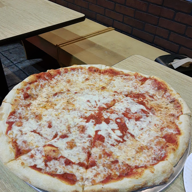 NY Style Round Pizza