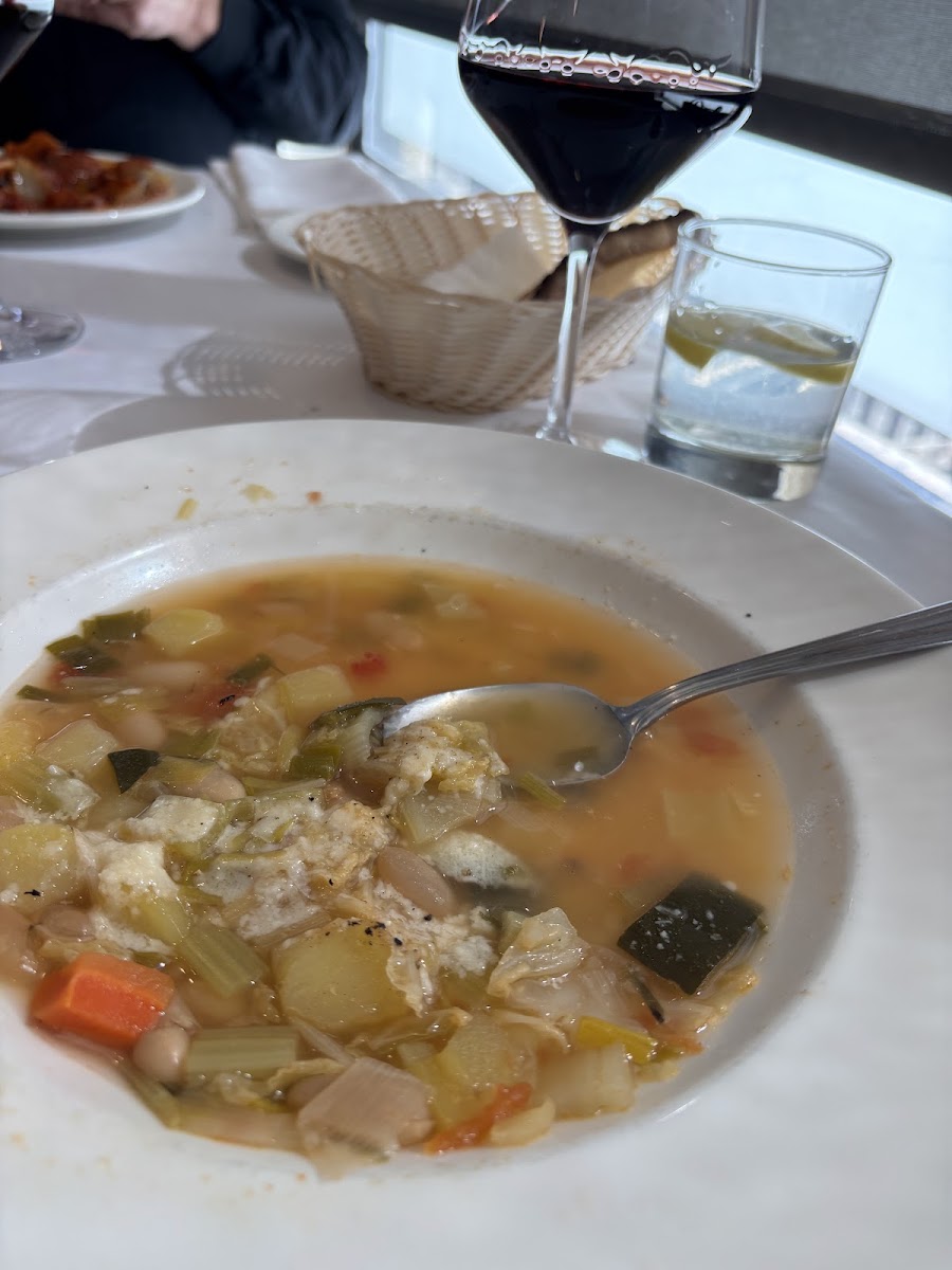 Resto Le Quattro - Photo 1