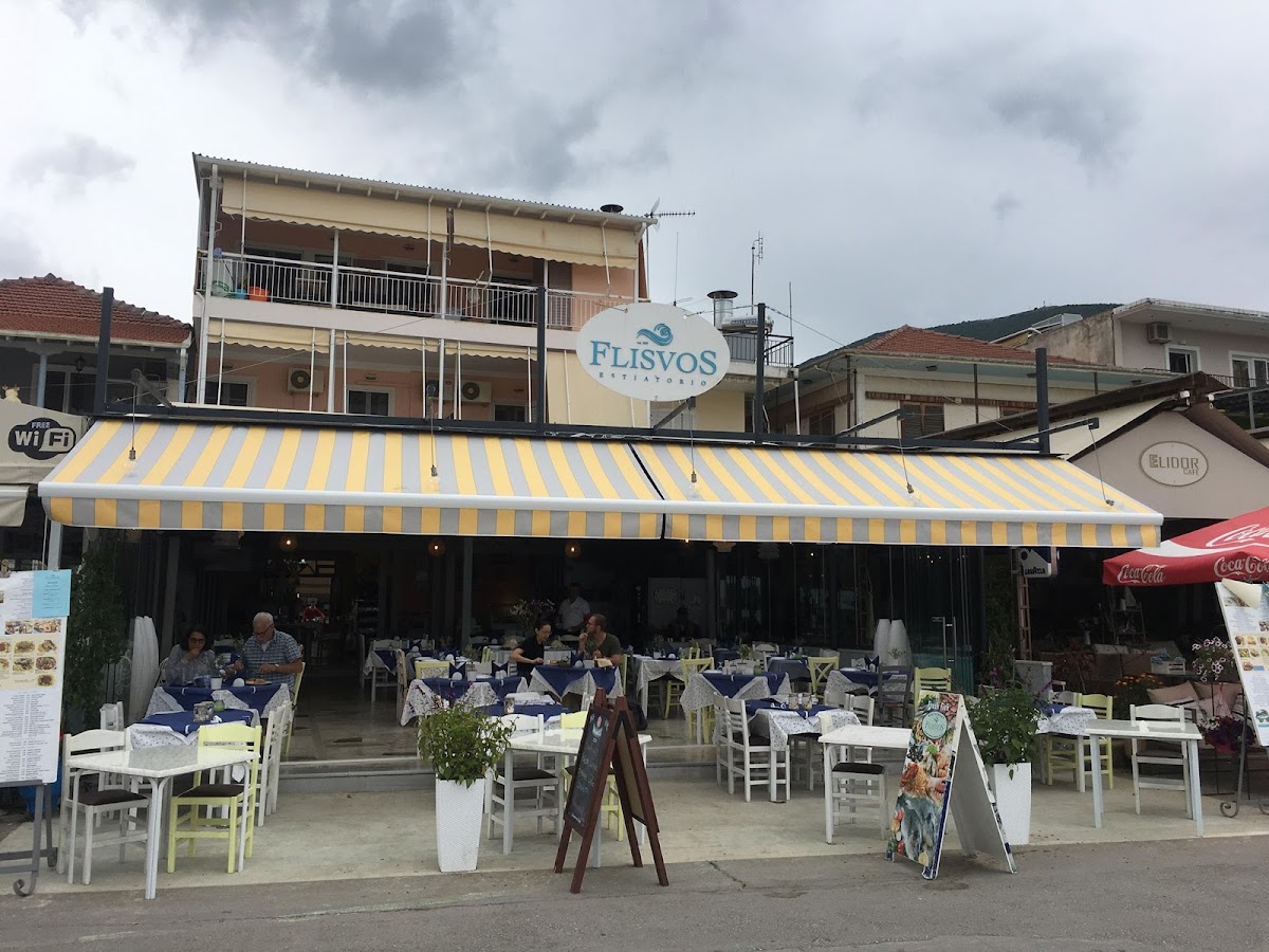 Flisvos Restaurant - Photo 3