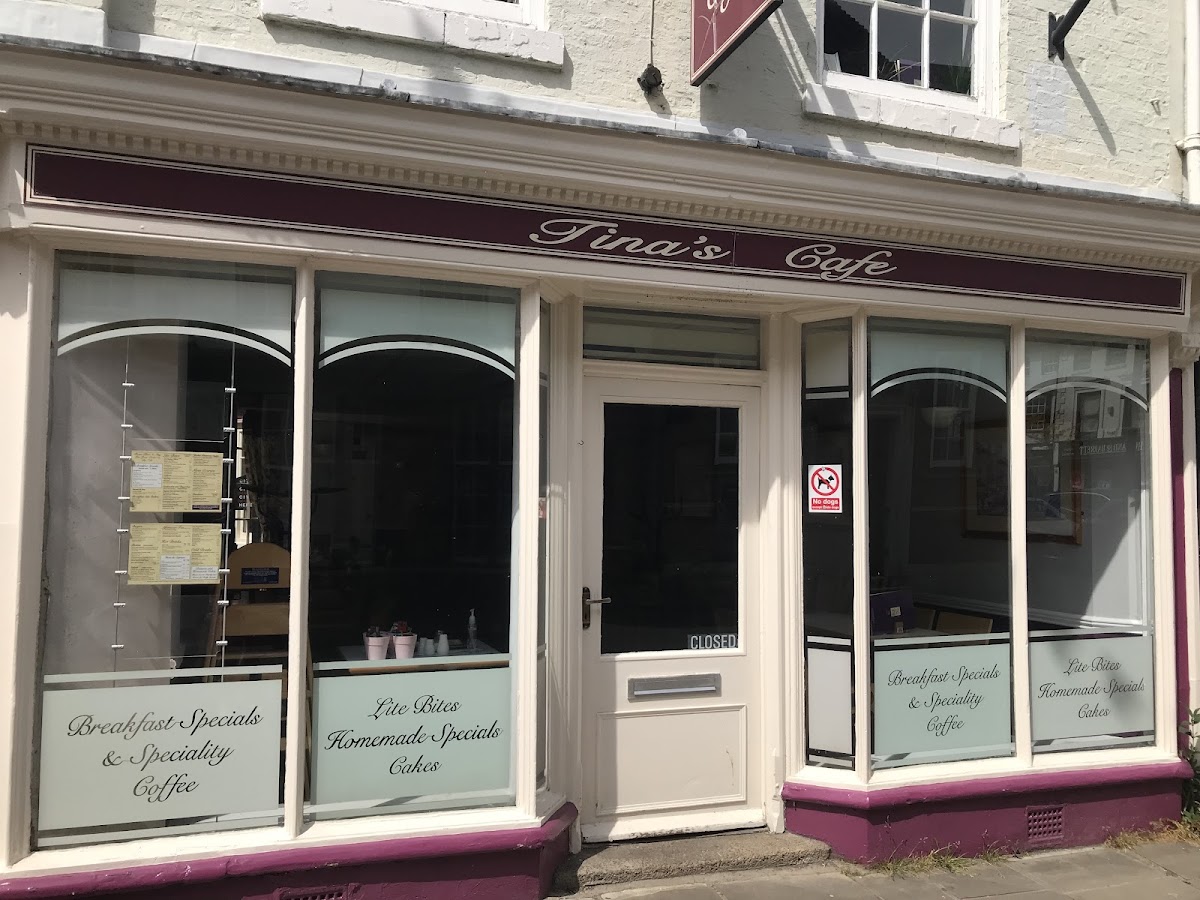 Tina's Café