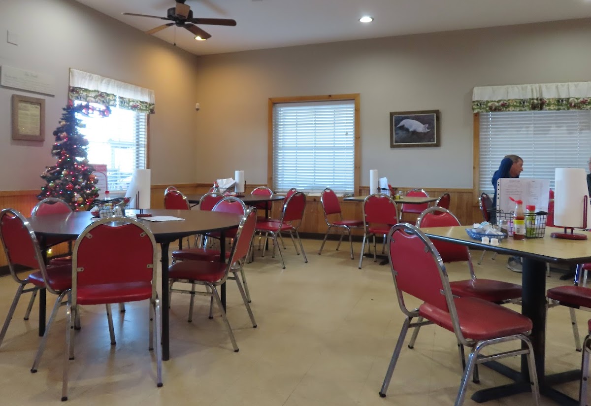 Farm Cafe - Photo 3