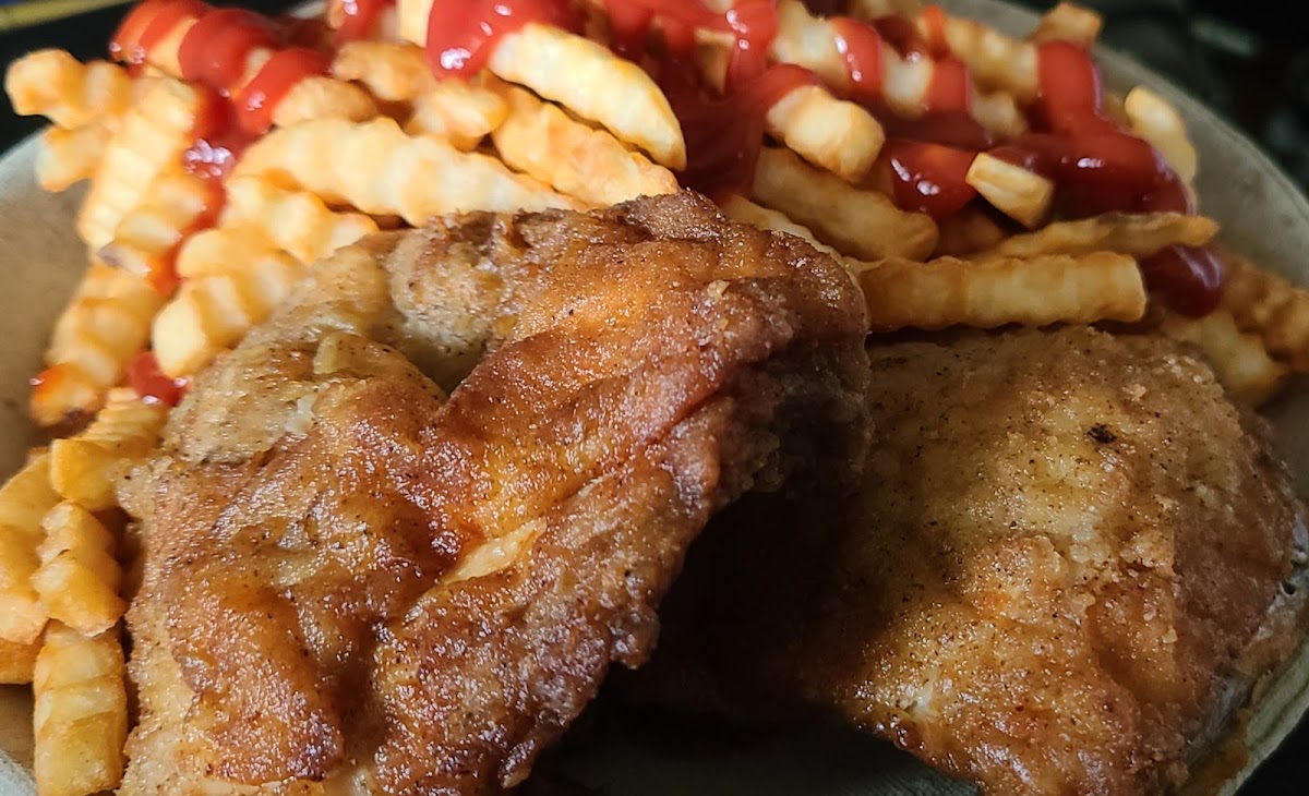 Lenny's Takeout Moncton - Photo 4