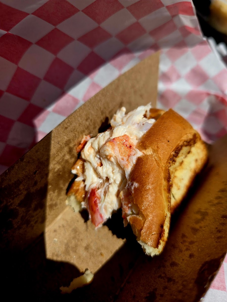 Lenny's Takeout Moncton - Photo 7