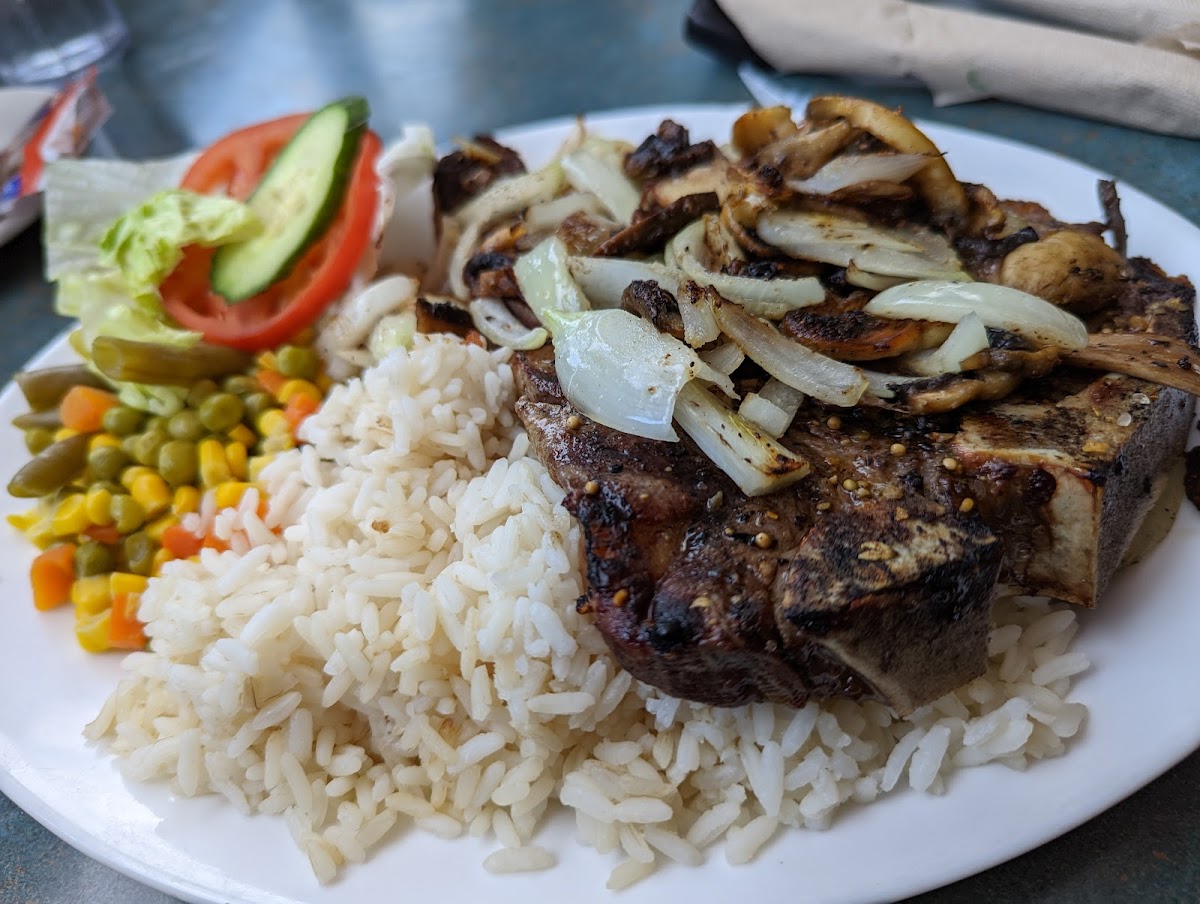 Haida Way Restaurant - Photo 9