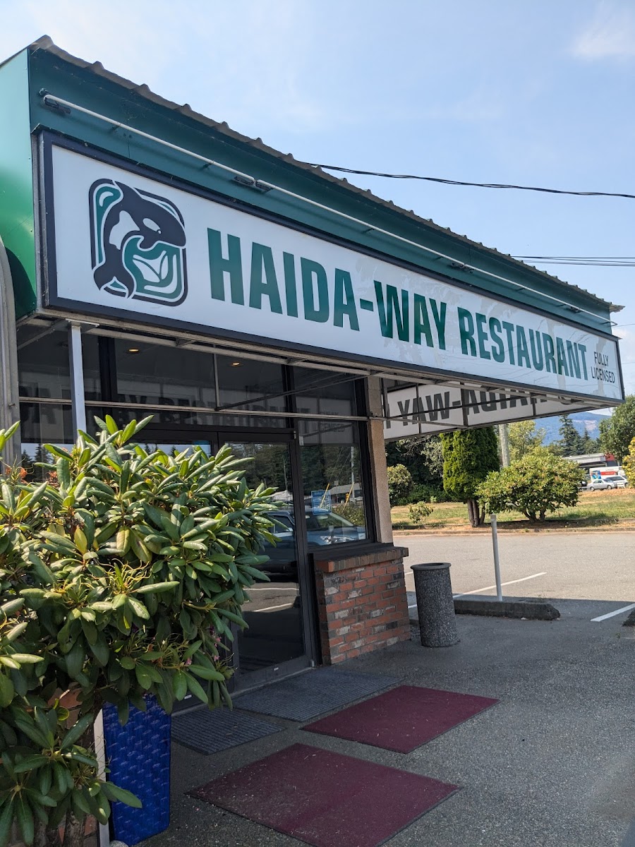 Haida Way Restaurant - Photo 3