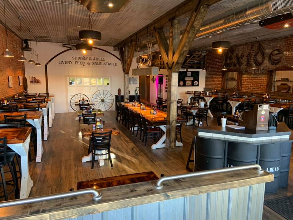 Locals Restaurant - Photo 3
