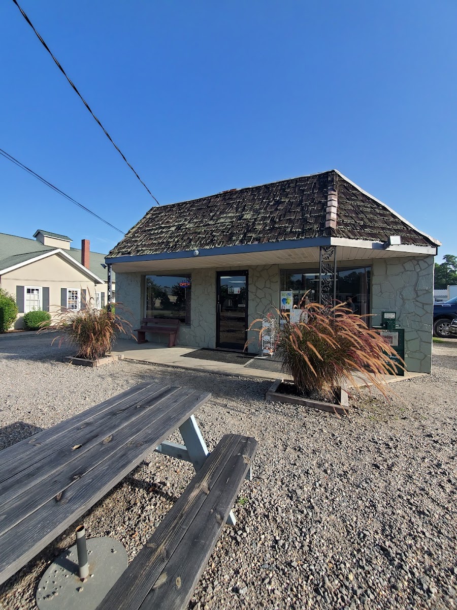 The Village Cafe - Photo 8