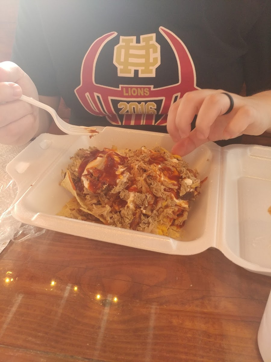 The Sauce'D Pig - Photo 4
