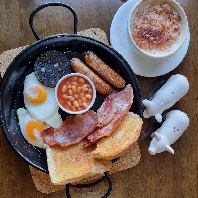 English Breakfast